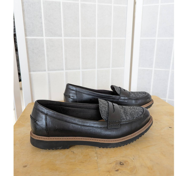 clarks raisie theresa